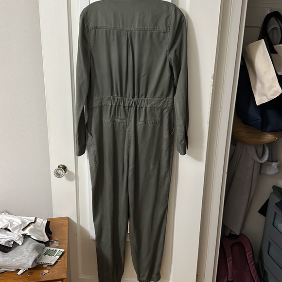 Marine layer Frida jumpsuit - Picture 5 of 5